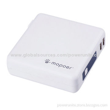 Fashionable Portable AC Charger/Power Bank with 8,200mAh Capacity